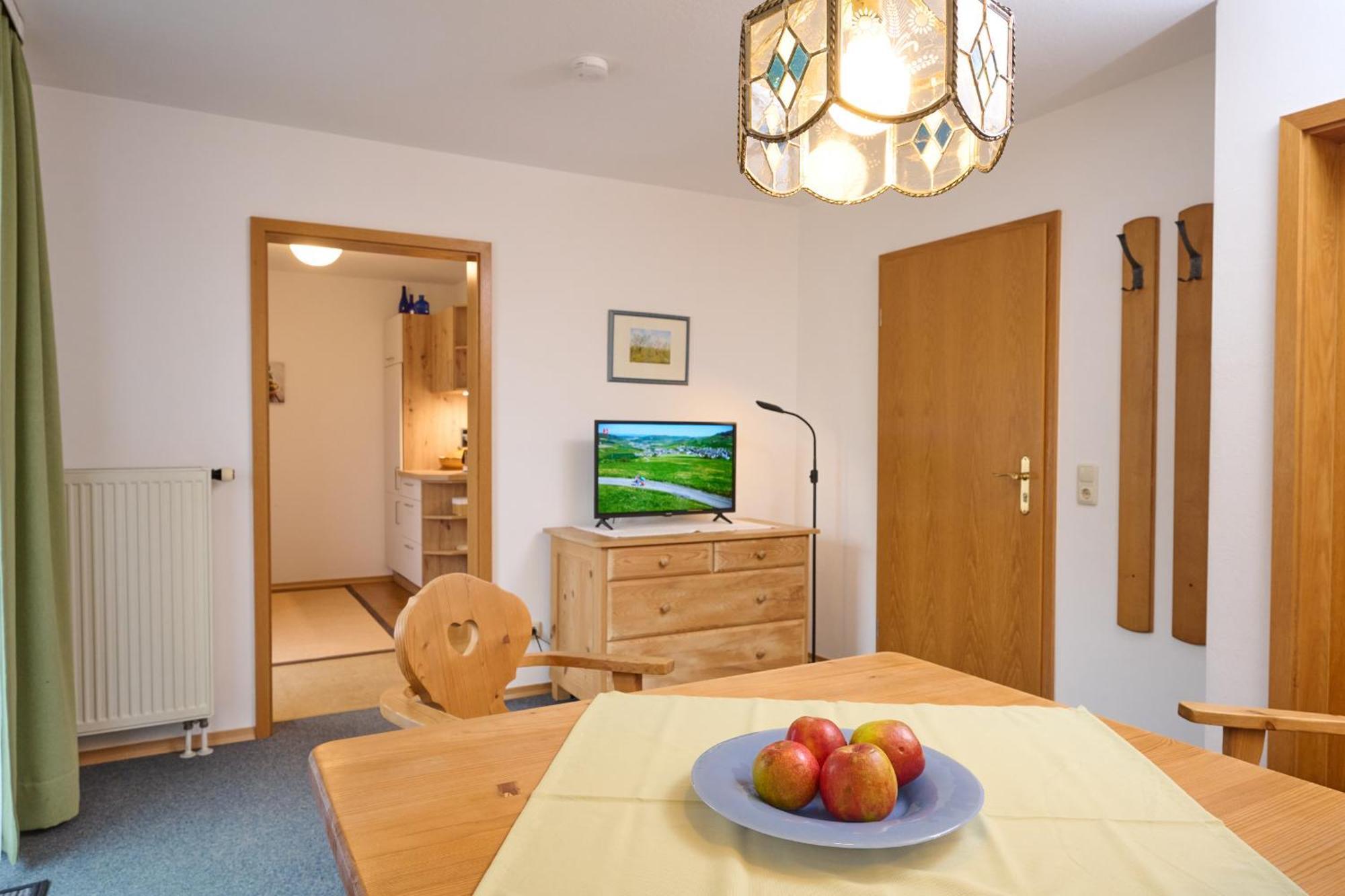 Gaestehaus Weissenbacher-Ferienwohnungen Марквартштайн Экстерьер фото